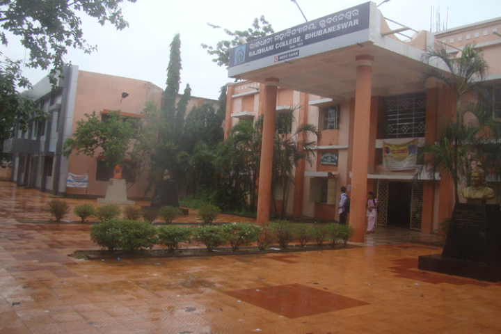 https://cache.careers360.mobi/media/colleges/social-media/media-gallery/22742/2020/3/6/Campus View of Rajdhani College Bhubaneswar_Campus-View.png